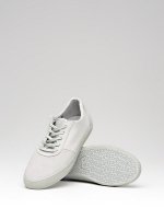 593480-1.jpg
