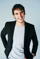 Sam-Claflin-Desktop-for-iphone.jpg